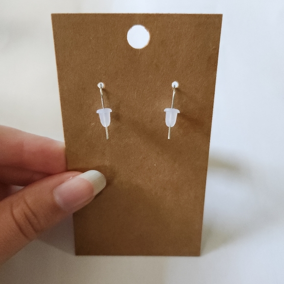 Jelly's Jewelry and Boutique Handcrafted, NWT, Colorful Beaded Hanging Earring - Picture 3 of 3